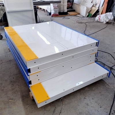 Plastic het Schaatsen HDPE van de Pisteomheining de Raadsbeschermplaat van Hockeydasher met Staalkader