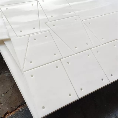 Wit Slijtvast UHMWPE-Voeringsblad voor van de de Korrelsilo van de Staalsilo de Voeringsraad