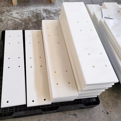 Wit Slijtvast UHMWPE-Voeringsblad voor van de de Korrelsilo van de Staalsilo de Voeringsraad