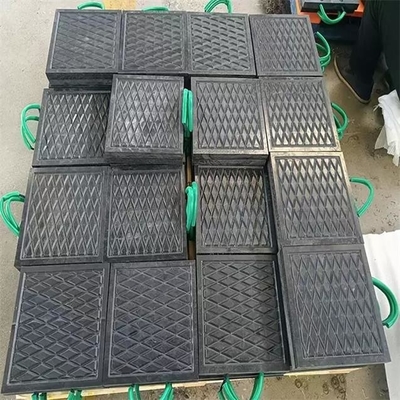 De zwarte Stijve Antieffect Plastic HDPE Blokken Crane Outrigger Pads Stack van Cribbing