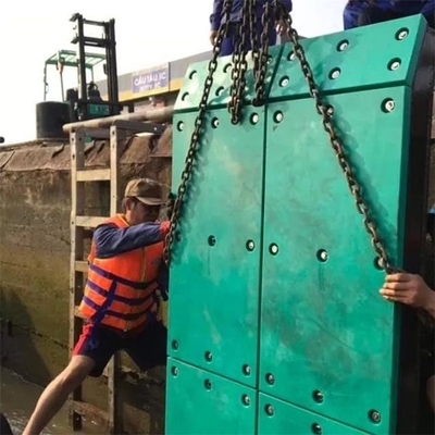 Marine Grade High Density Polyethylene-het Stootkussengezicht vult HDPE Dokbumper op