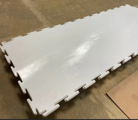 Home Rink 15-25mm Dikte Interlocking Connection PE plaat Synthetische ijsbaan Voor doelwachters